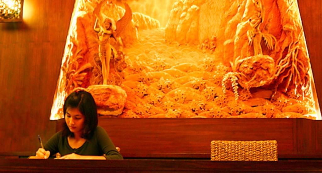 โรงแรม โรงแรมณิชา สวีท หัวหิน