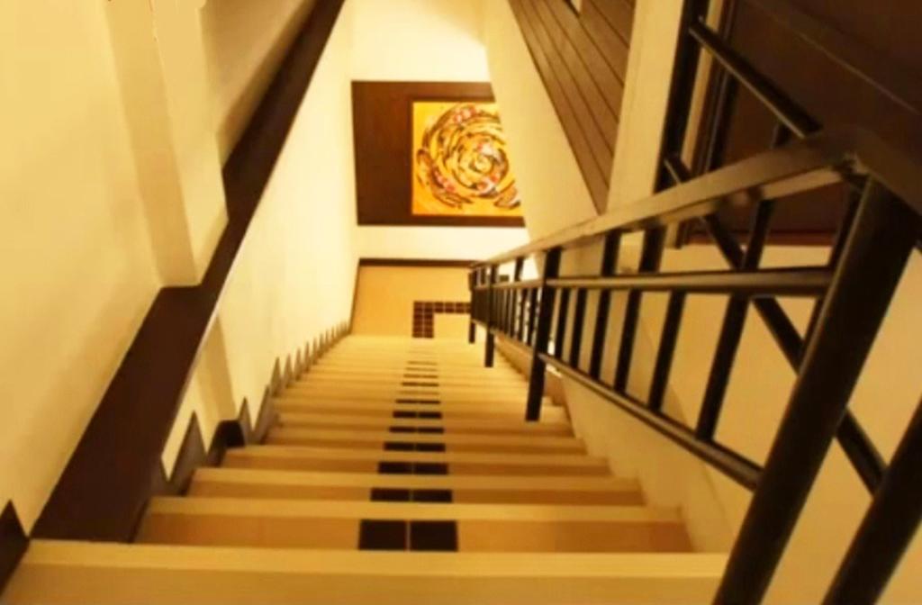 โรงแรม โรงแรมณิชา สวีท หัวหิน