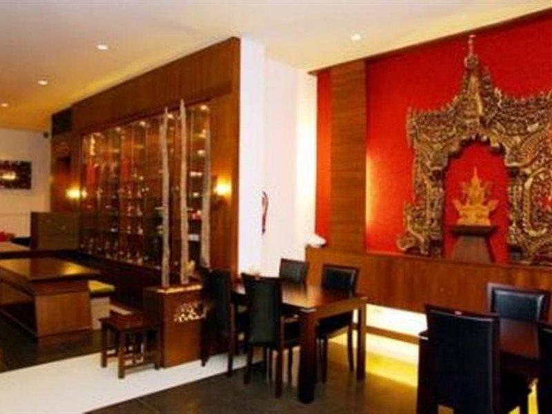 โรงแรม โรงแรมณิชา สวีท 3*